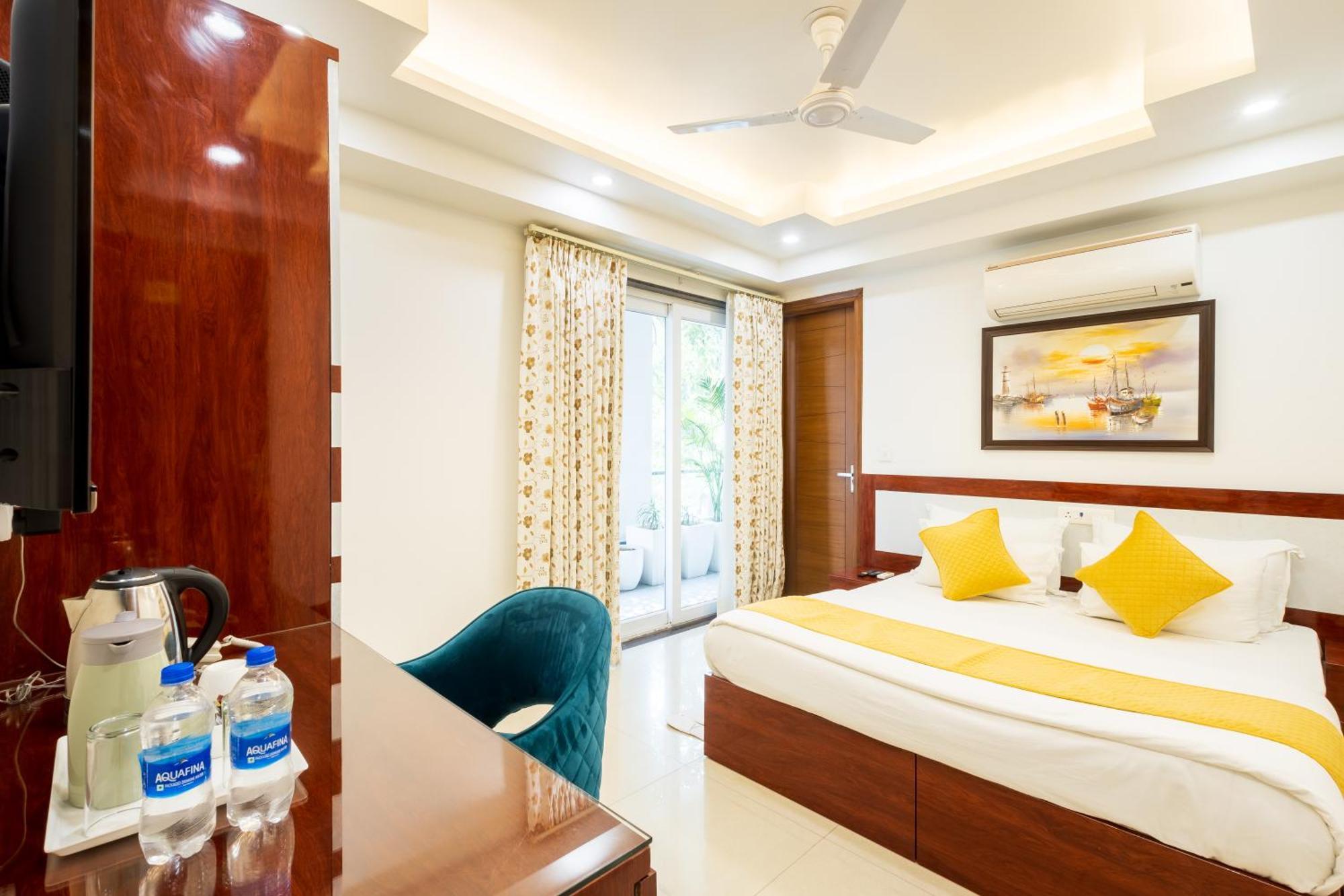 Hotel Krish - Near Medanta And Fortis Hospital Gurugram Gurgaon Eksteriør bilde