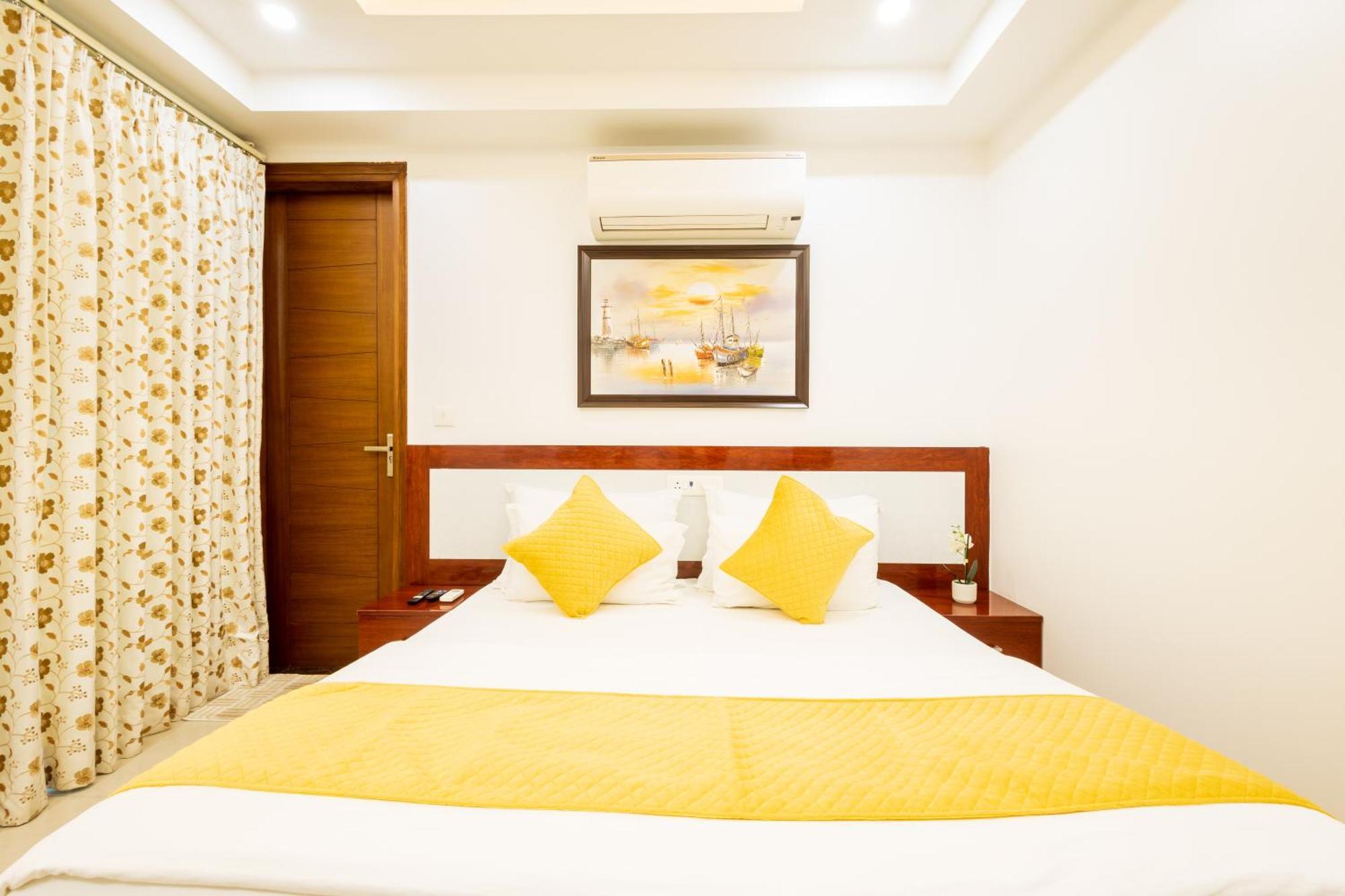 Hotel Krish - Near Medanta And Fortis Hospital Gurugram Gurgaon Eksteriør bilde