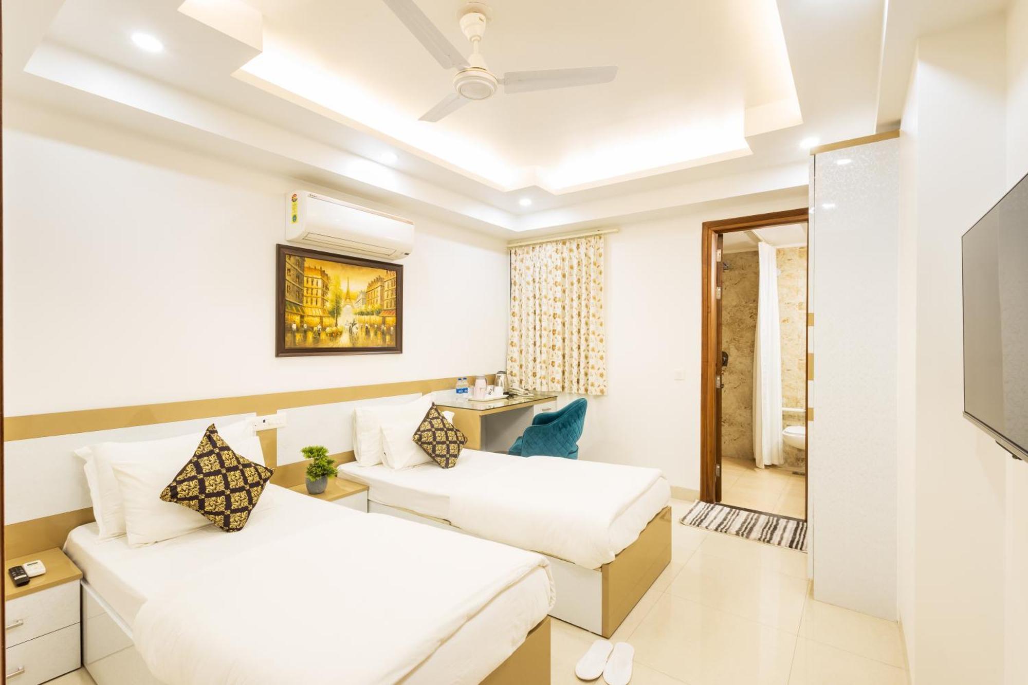 Hotel Krish - Near Medanta And Fortis Hospital Gurugram Gurgaon Eksteriør bilde